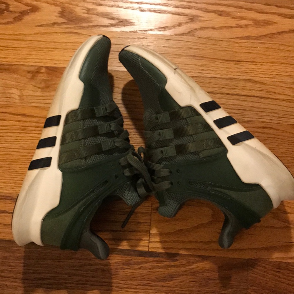 sneakers - Picture 3 of 4